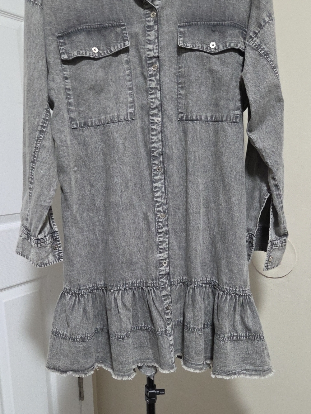 Elan 100% Cotton Chic Gray Denim Shirt Dress with Ruffle Hem - Picture 3 of 7